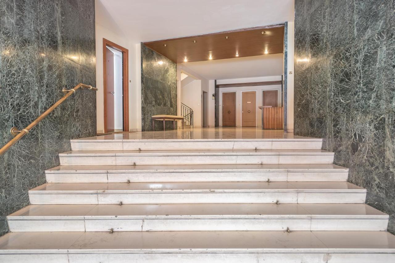 Stylish Luxury Apartment At Ampelokipi Metro Station Athene Buitenkant foto